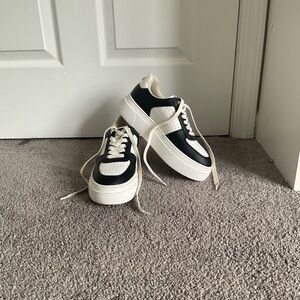 Steve Madden Black and White Sneakers